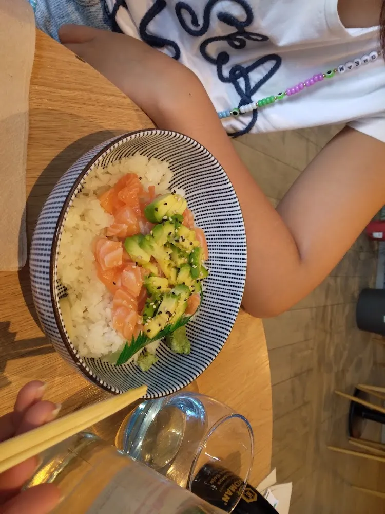Bowl Saumon Et Avocat Riz Blanc